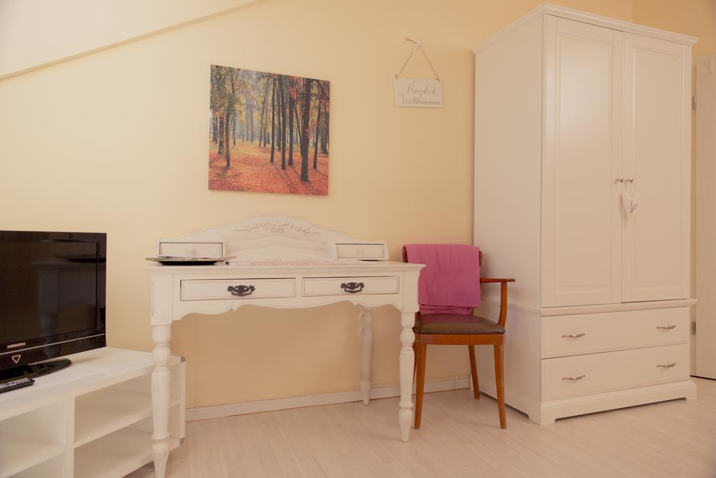 Heinsens Ellerbek Bed and Breakfast Δωμάτιο φωτογραφία
