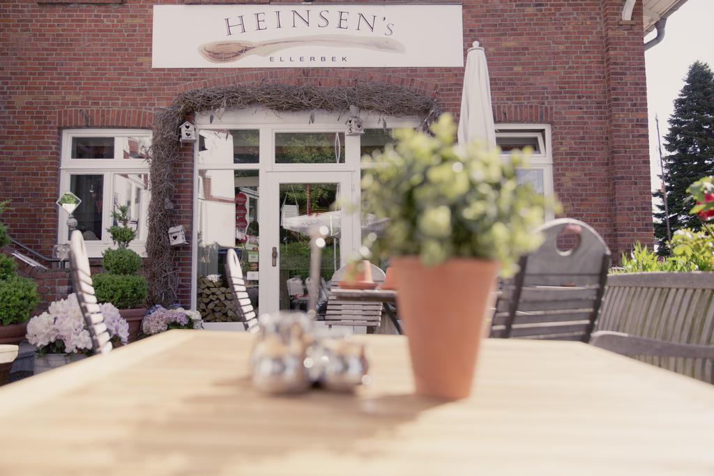 Heinsens Ellerbek Bed and Breakfast Εξωτερικό φωτογραφία
