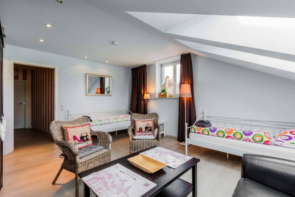 Heinsens Ellerbek Bed and Breakfast Εξωτερικό φωτογραφία
