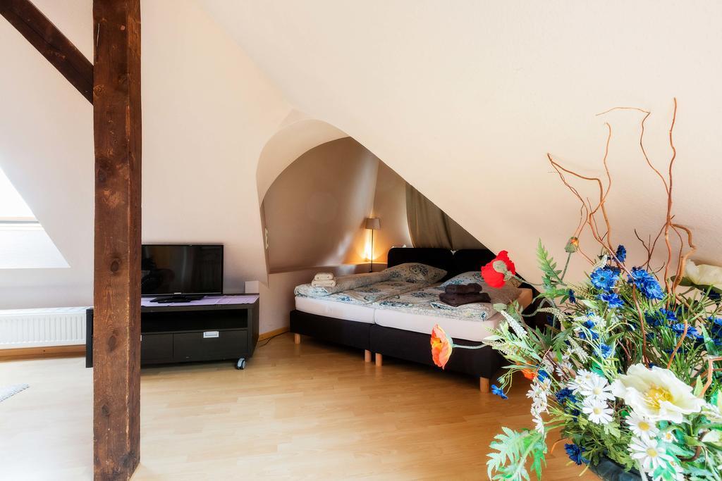 Heinsens Ellerbek Bed and Breakfast Εξωτερικό φωτογραφία
