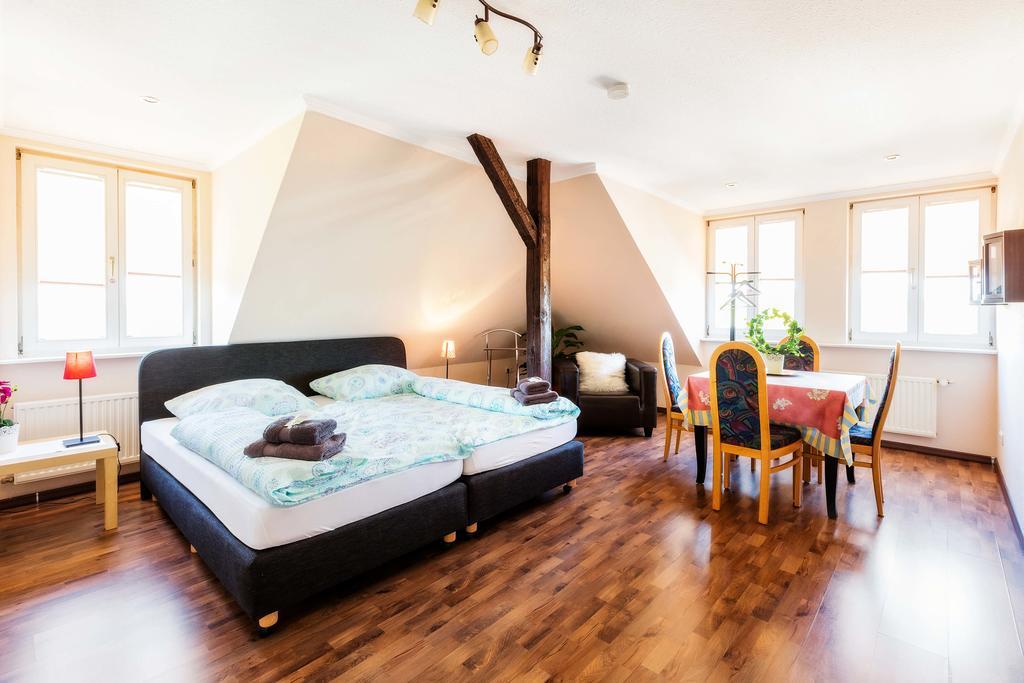 Heinsens Ellerbek Bed and Breakfast Εξωτερικό φωτογραφία