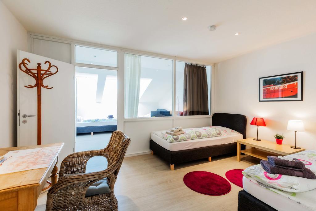 Heinsens Ellerbek Bed and Breakfast Εξωτερικό φωτογραφία
